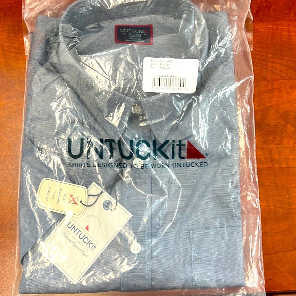 NWT UNTUCKit Petrus Short Sleeve Button Down Size XL Navy